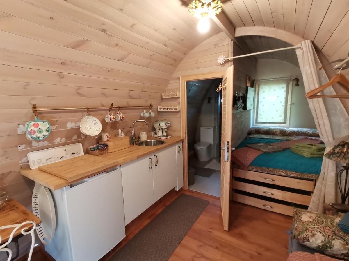 Tiny Cottage Casa Uccello Априкале Экстерьер фото